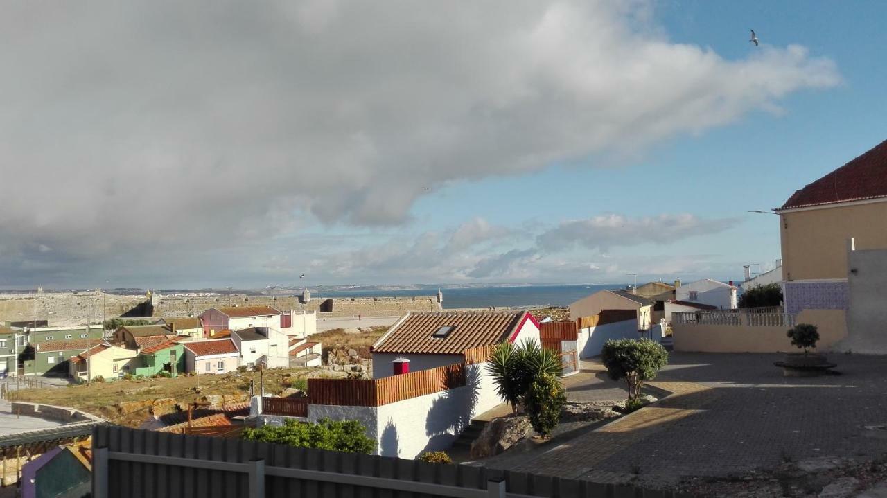 Alojamento S. Pedro Peniche Exterior photo